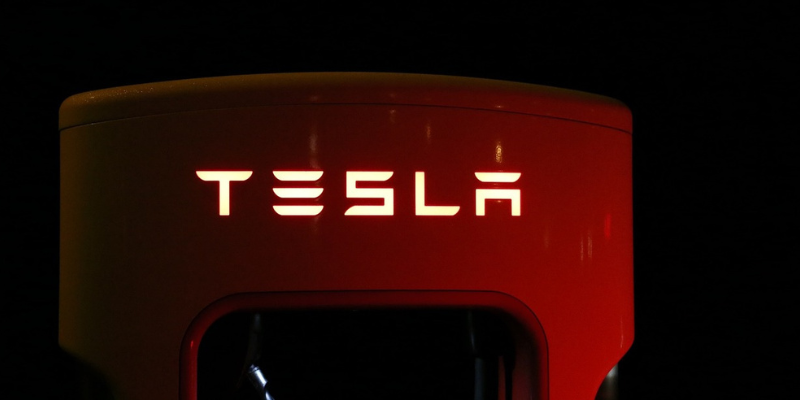 tesla:-changing-the-game-in-the-automotive-world-from-silicon-valley