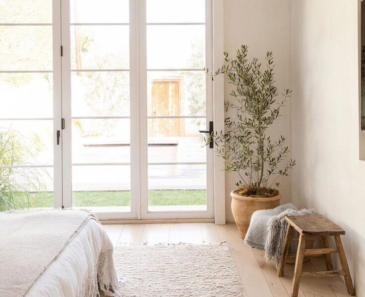 how-to-start-a-home-decor-line:-a-step-by-step-guide-to-building-your-dream-brand